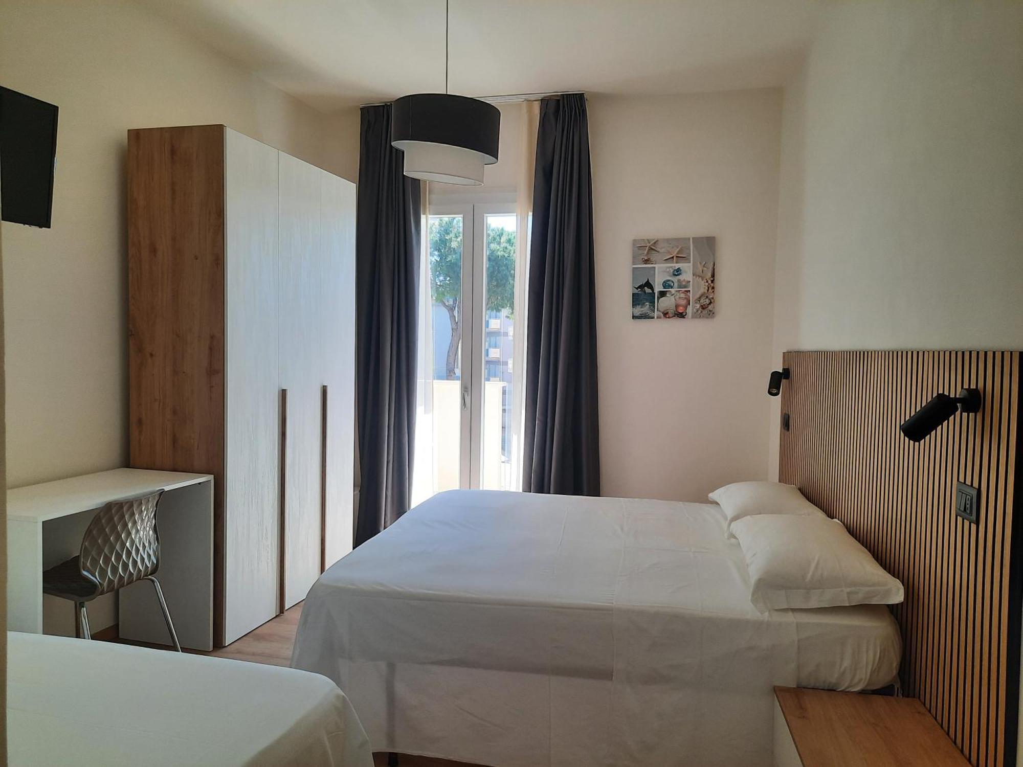 Hotel Schiller Cervia Extérieur photo