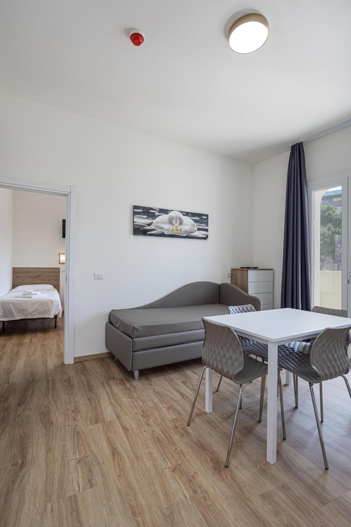 Hotel Schiller Cervia Extérieur photo